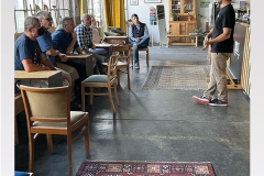 Zuhören, bei der Vorstellung des Projekt "Rollwerk" im Altwerk.